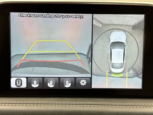 Used 2019 Genesis G70 2.0T Advanced w/ Dynamic Package AWD/4WD image 16