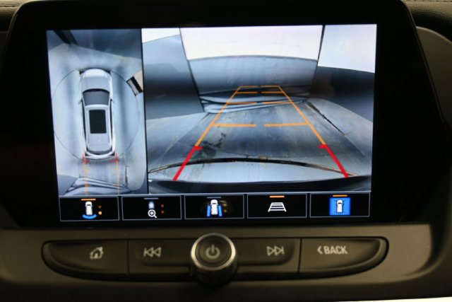 Used 2022 Chevrolet Blazer LT w/ Sound & Technology Package FWD image 30