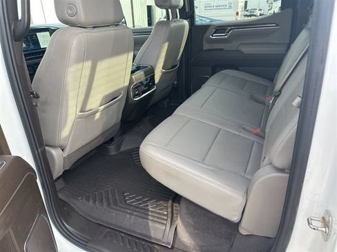 Used 2024 Chevrolet Silverado 1500 LTZ AWD/4WD image 19