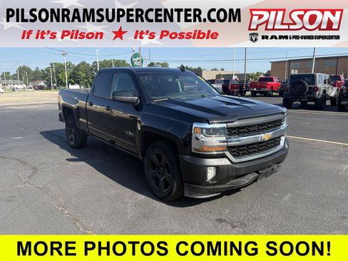 Used 2018 Chevrolet Silverado 1500 LT w/ Texas Edition RWD image 1
