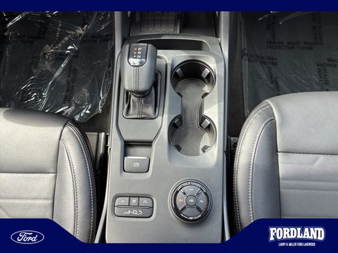 Used 2024 Ford Ranger Lariat w/ FX4 Off-Road Package AWD/4WD image 30
