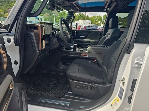 New 2025 GMC Hummer EV 3X image 37