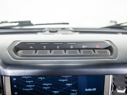 Used 2021 Ford Bronco First Edition AWD/4WD image 32