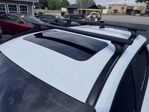 Used 2022 Hyundai Santa Cruz Limited AWD/4WD image 14