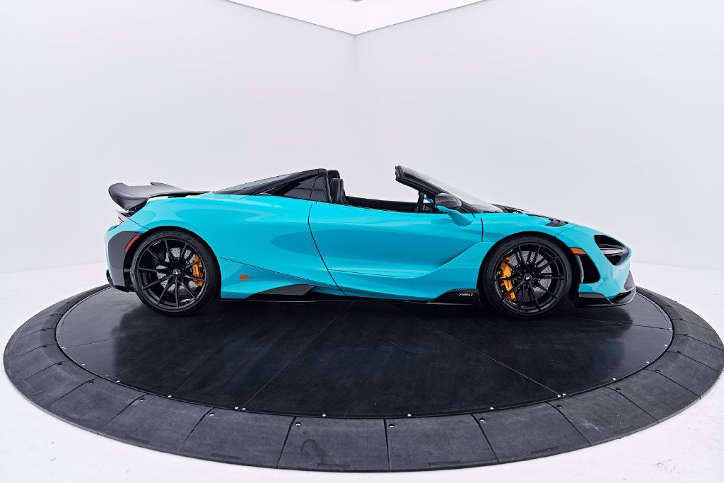 Used 2022 McLaren 765LT RWD image 31