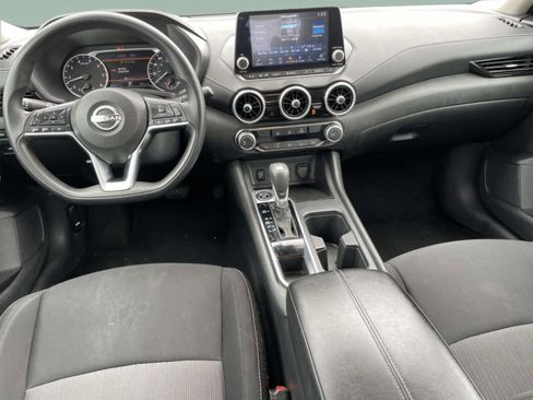 Used 2024 Nissan Sentra SV FWD image 10