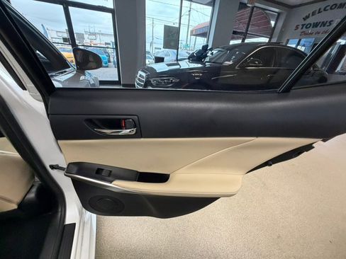 Used 2014 Lexus IS 250 w/ Premium Package image 25