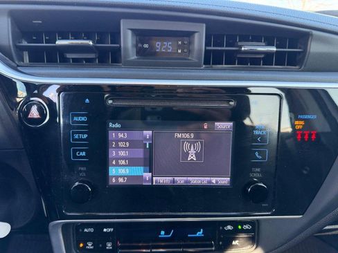 Used 2018 Toyota Corolla LE w/ Body Protection Package image 12