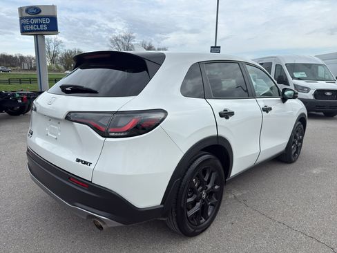 Used 2024 Honda HR-V Sport image 5