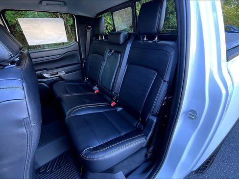 New 2025 Ford Ranger Lariat w/ FX4 Off-Road Package image 10