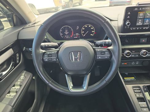 Used 2024 Honda CR-V EX-L image 10