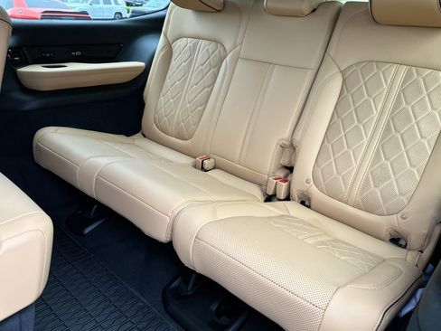 Certified 2025 Jeep Grand Wagoneer Series III w/ Rear Seat Video Group 1 AWD/4WD image 16