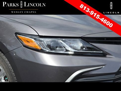 Used 2023 Toyota Camry LE image 5