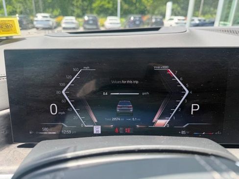 Used 2026 BMW X7 xDrive40i AWD/4WD image 13
