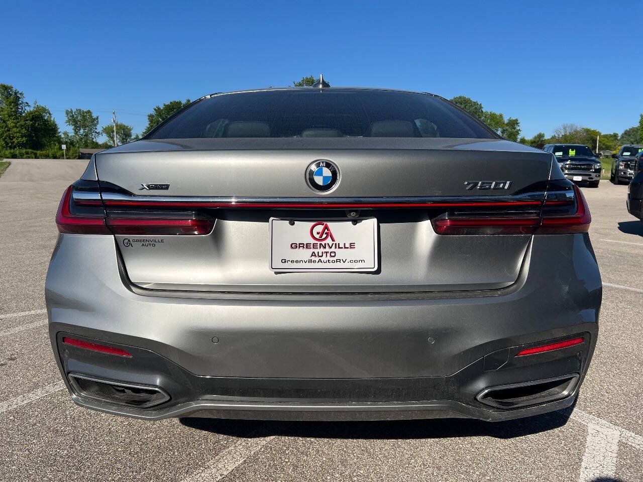 Used 2020 BMW 750i xDrive w/ Executive Package AWD/4WD image 5