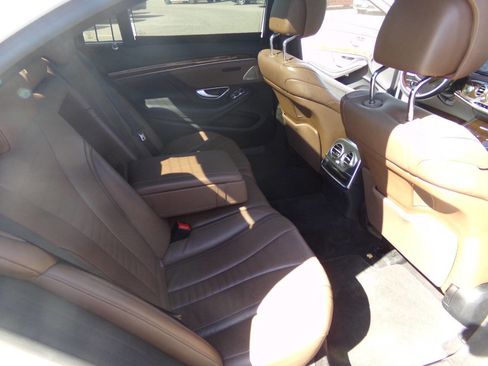 Used 2016 Mercedes-Benz S 550 4MATIC Sedan image 38
