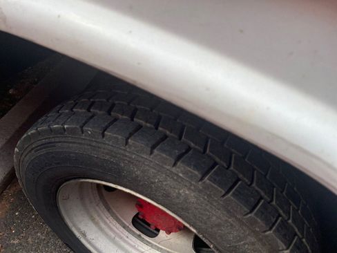 Used 2011 RAM 4500 4x4 Regular Cab w/ PWR & Remote Entry Group image 33