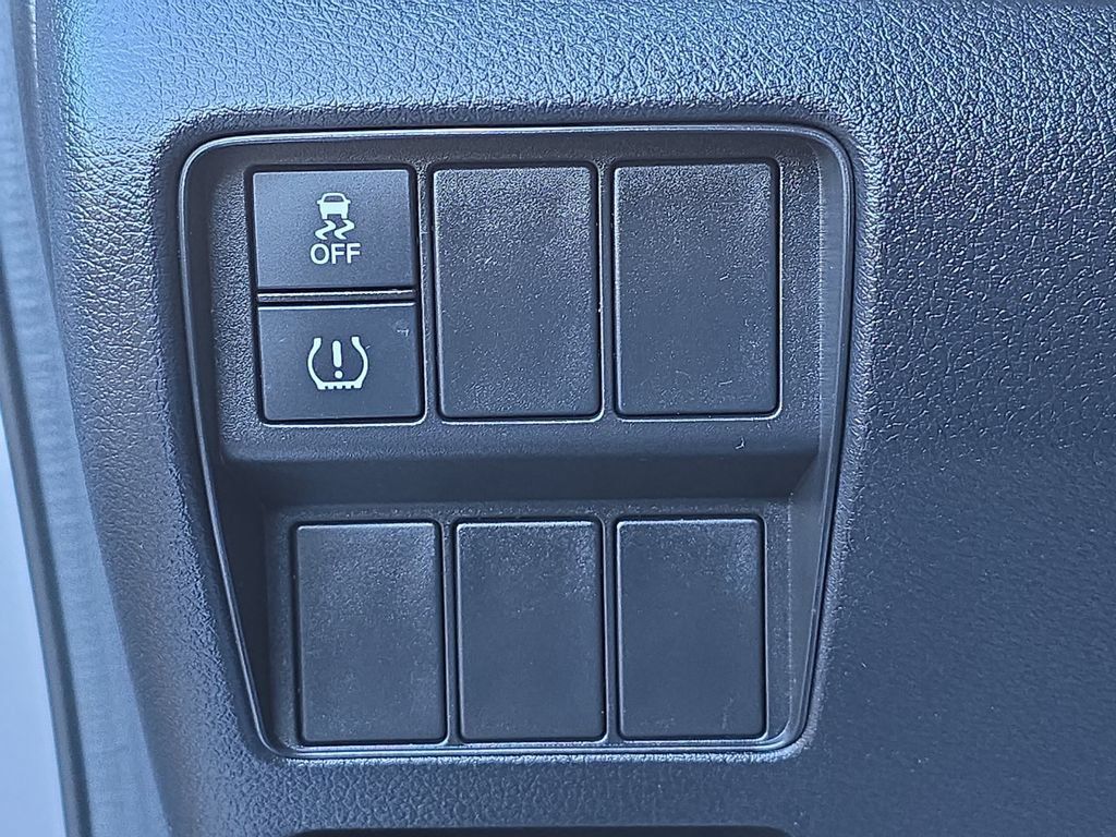Used 2018 Honda CR-V LX image 27