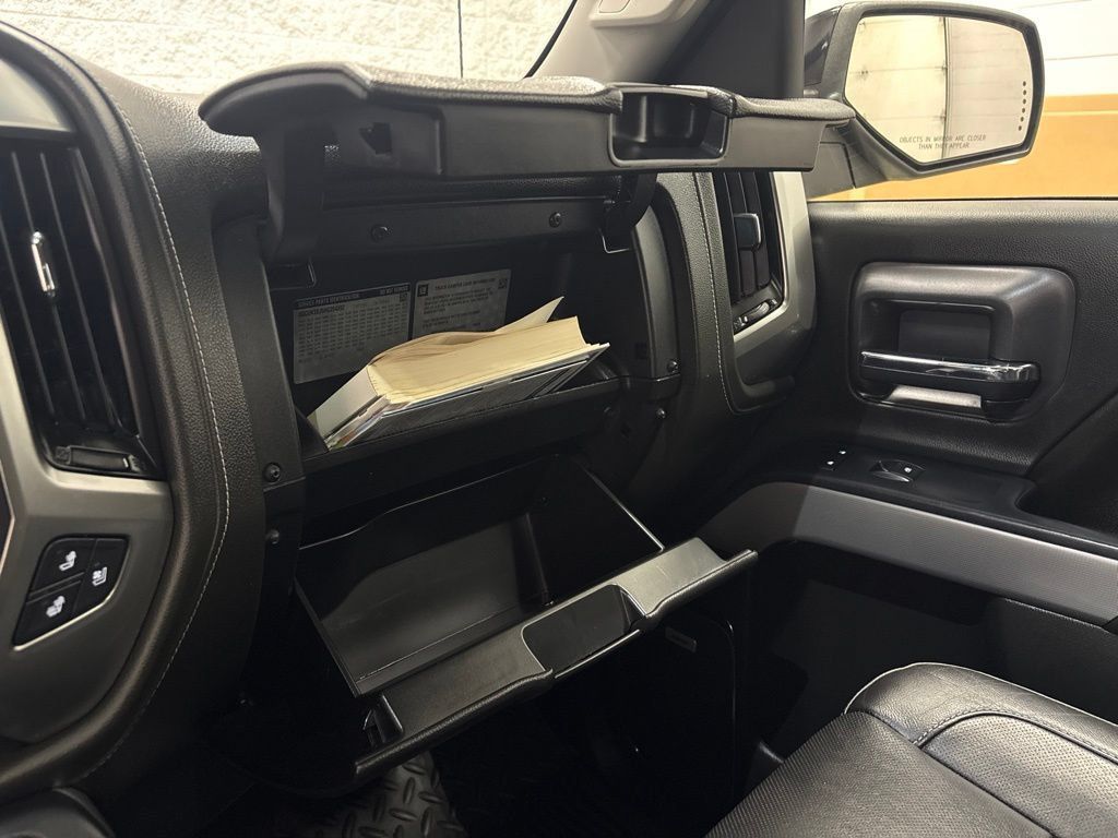 Used 2017 Chevrolet Silverado 1500 LTZ Z71 w/ LTZ Plus Package AWD/4WD image 26