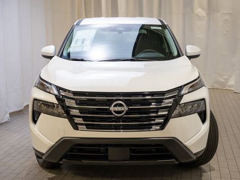 New 2026 Nissan Rogue SV image 2