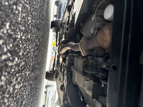 Used 2017 Ford Explorer Platinum AWD/4WD image 15