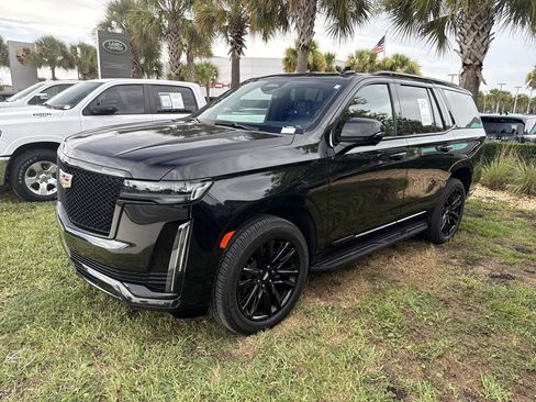 Used 2024 Cadillac Escalade Sport AWD/4WD image 1