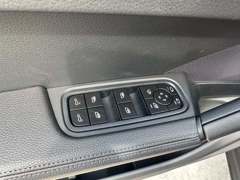Used 2026 Porsche Cayenne Coupe AWD/4WD image 21