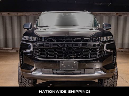 Used 2023 Chevrolet Suburban Premier w/ Max Trailering Package image 4