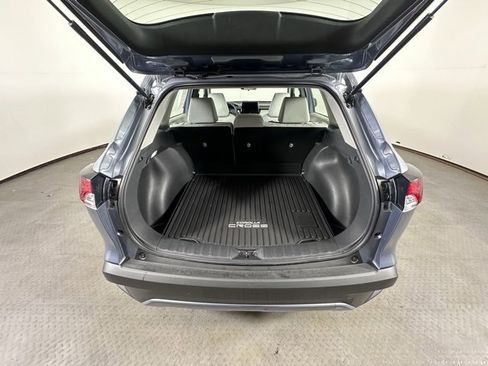 Used 2023 Toyota Corolla Cross L image 14