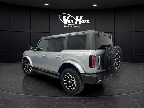 Used 2024 Ford Bronco Outer Banks AWD/4WD image 5