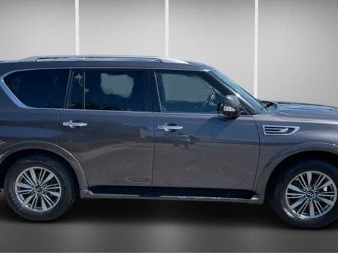 Used 2024 INFINITI QX80 2WD image 6