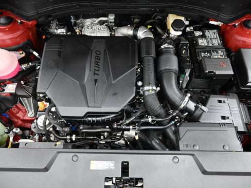 Used 2025 Hyundai Santa Fe SEL w/ Tow & Go Package image 29