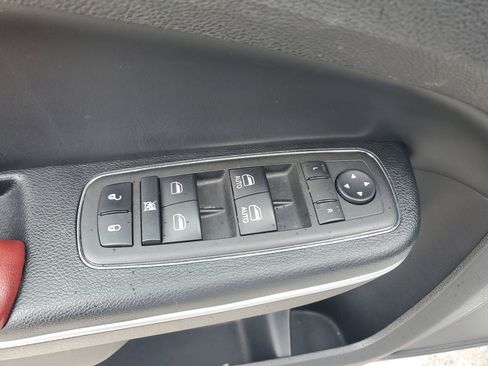 Used 2021 Chrysler 300 S w/ S Model Appearance Package image 26