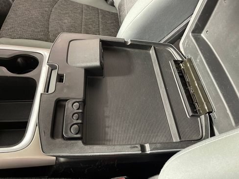 Used 2019 RAM 1500 Big Horn image 23