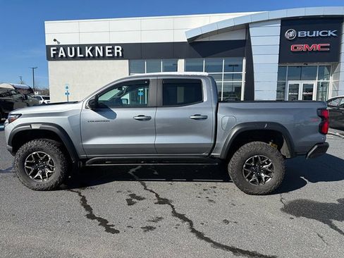 Used 2025 Chevrolet Colorado ZR2 w/ Technology Package image 5