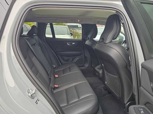 Certified 2025 Volvo V60 B5 Cross Country Plus AWD/4WD image 14
