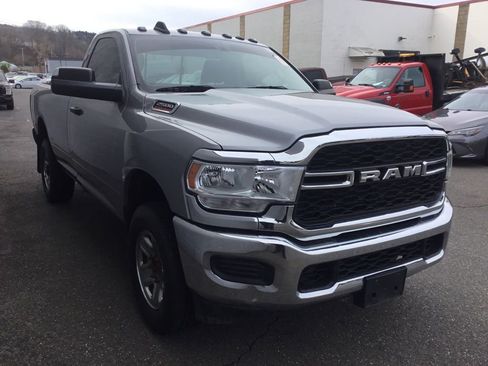 Used 2019 RAM 2500 Tradesman image 2