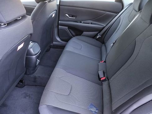 New 2026 Hyundai Elantra SE FWD image 20