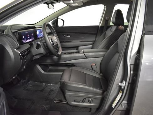 Certified 2025 Nissan Murano SV AWD/4WD image 11