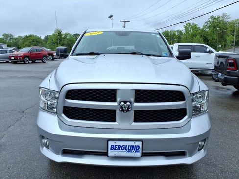 Used 2018 RAM 1500 Express w/ Express Value Package AWD/4WD image 9
