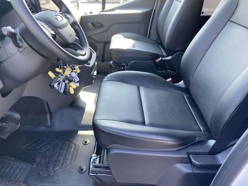 New 2025 Ford Transit 250 Base image 12