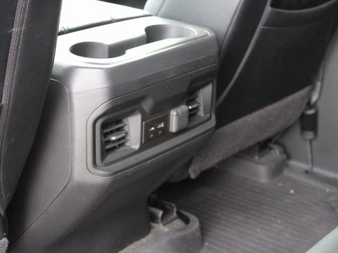 Used 2020 Chevrolet Silverado 1500 LT Trail Boss image 18