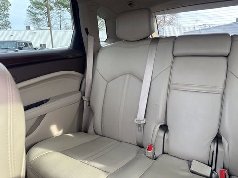 Used 2013 Cadillac SRX Luxury image 12