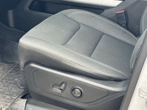 Used 2022 RAM 1500 Big Horn AWD/4WD image 14
