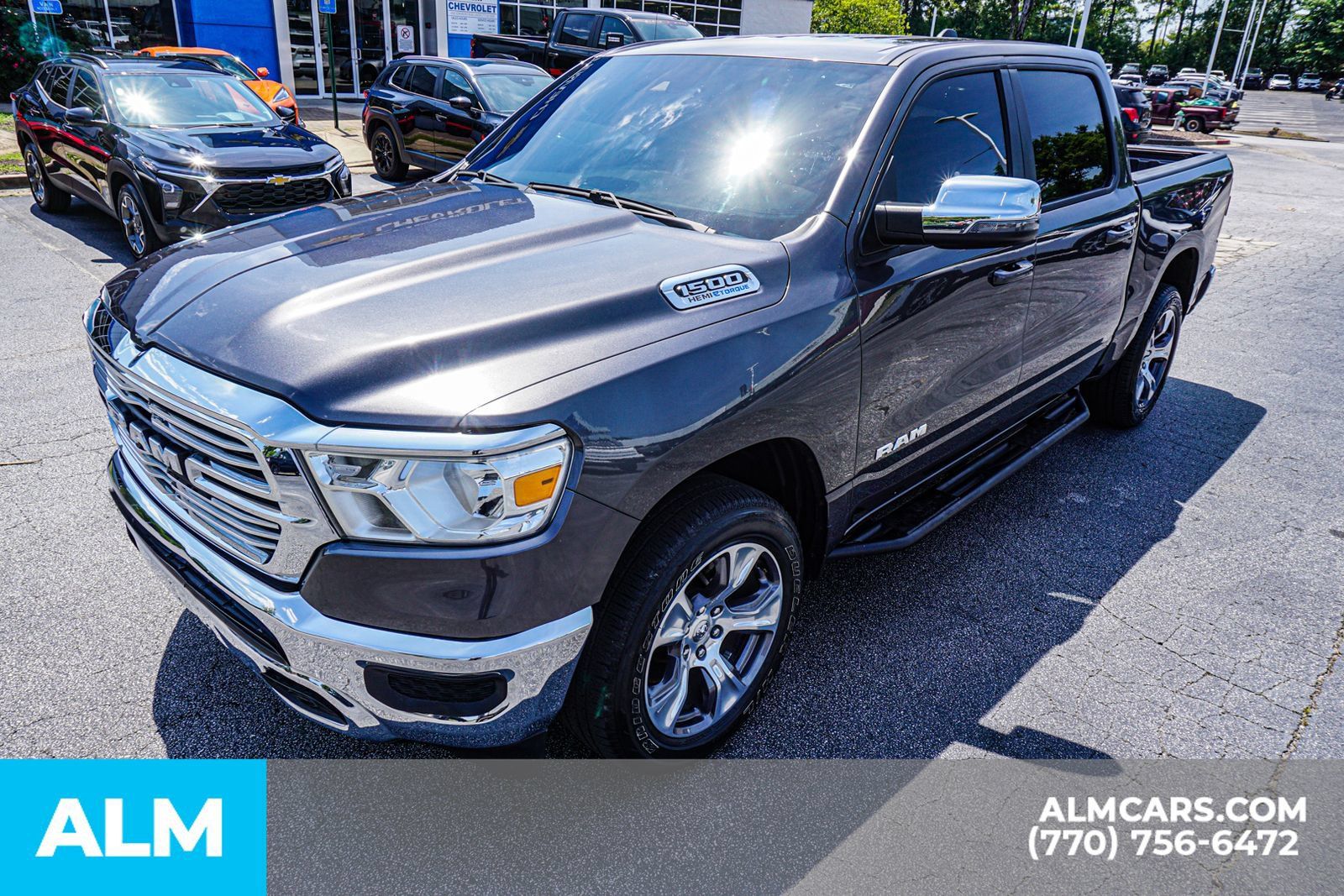 Used 2024 RAM 1500 Laramie AWD/4WD image 19