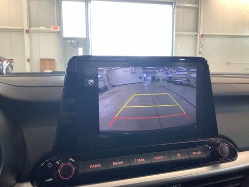 Certified 2023 Kia Forte LXS w/ LXS Technology Package image 11