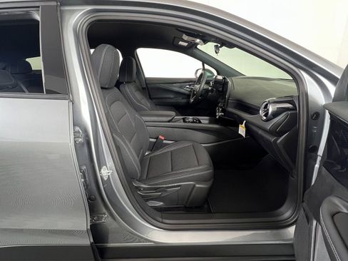 New 2025 Chevrolet Blazer EV LT w/ Midnight/Sport Edition image 9