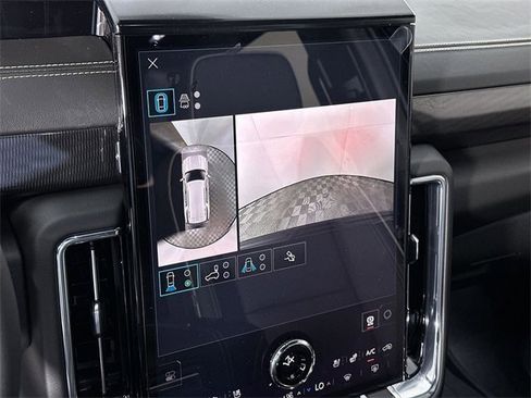 New 2026 GMC Yukon Elevation w/ Elevation Premium Package image 15