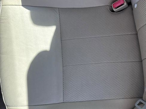 Used 2010 Mercury Milan Premier image 23