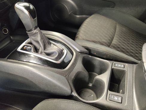 Used 2019 Nissan Rogue S w/ Special Edition Package image 26